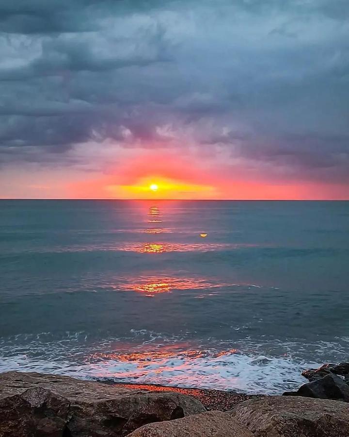 View & More Aparthotel In באטומי מראה חיצוני תמונה